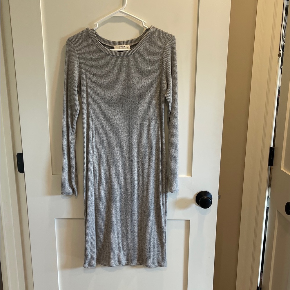 Gray Knit Long Sleeve Dress